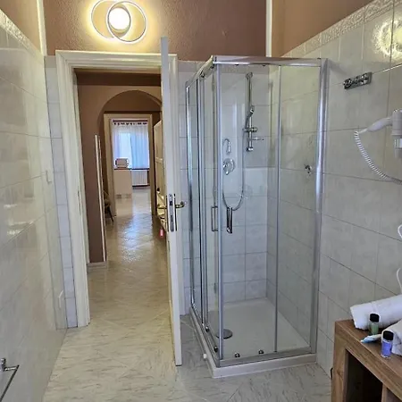 Bed and breakfast Teresa 3*